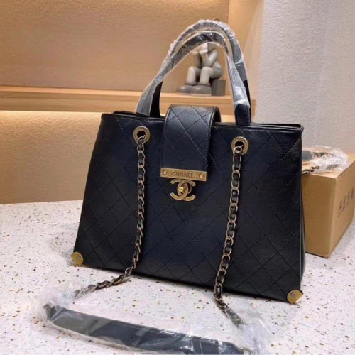 SAC À MAIN CHANEL - 32CM