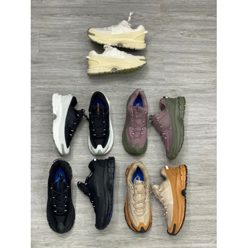 NIKE  SHOX POINTURE 40 --- 45