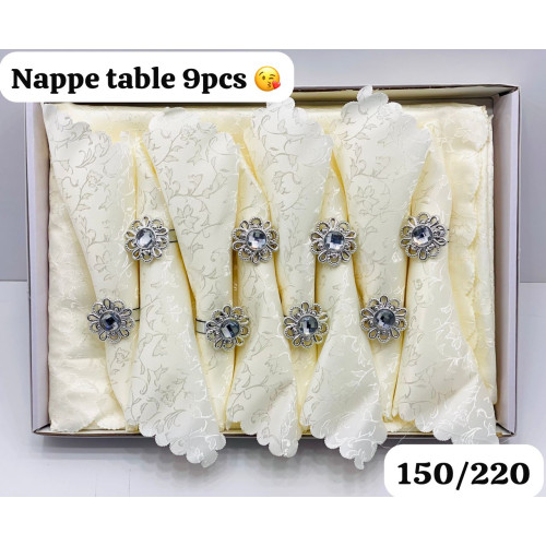SET DE 9 TAPIS DE TABLE ( 1NAPPE+ 8 TORCHONS )