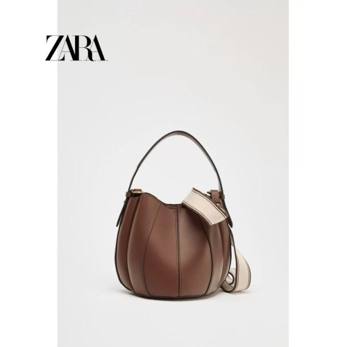 SAC À BANDOULIÈRE AVEC PORTE MONNAIE