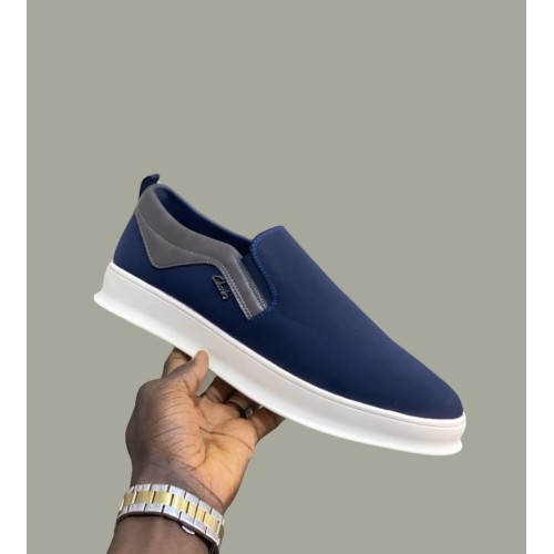 Chaussure mocassin pour homme marque CLARKS pointure 41 --- 46