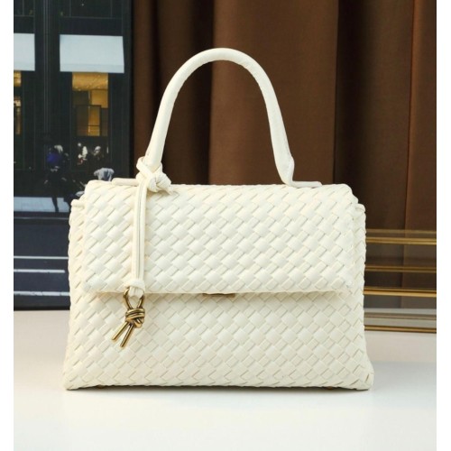 Sac à main tissé en similicuir marque BOTTEGA VENETA