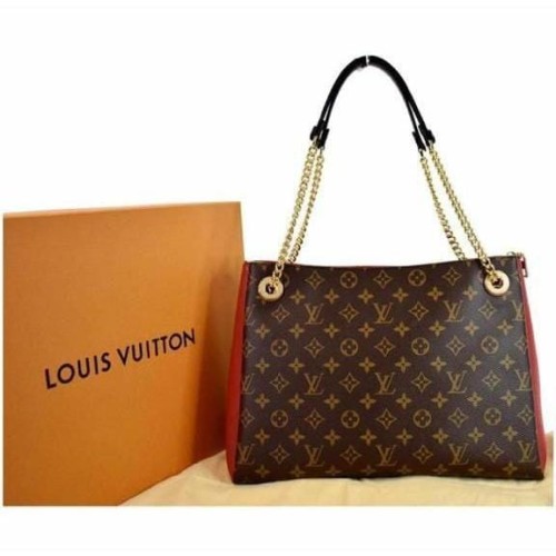 Sacoche marque LOUIS VUITTON en double chaîne bandoulière