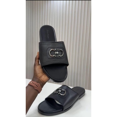 Sandale homme marque SALVADORE FERRAGAMO pointure 40 --- 46