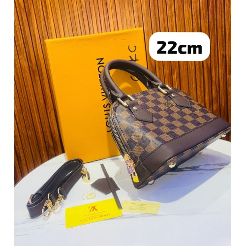 SACOCHE 22CM MARQUE LOUIS VUITTON